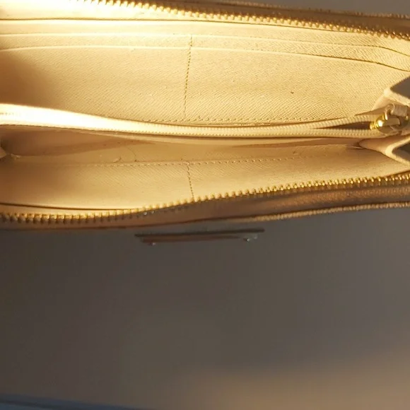 MICHAEL KORS WALLET - Picture 10 of 12